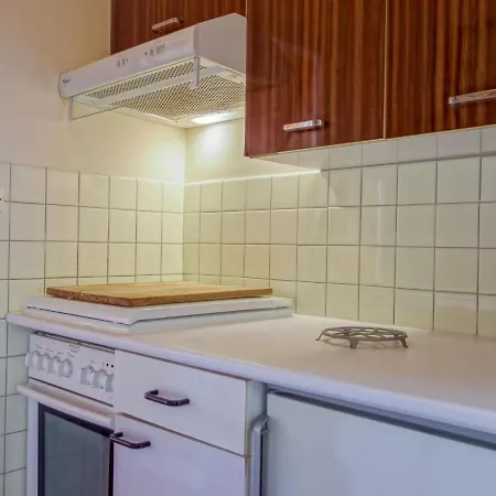 Appartamento Les Grandes Balmes I Et Ii - Le Lac-9 By Interhome *